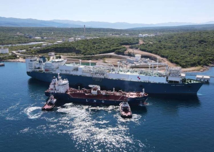 LNG-port-clusters
