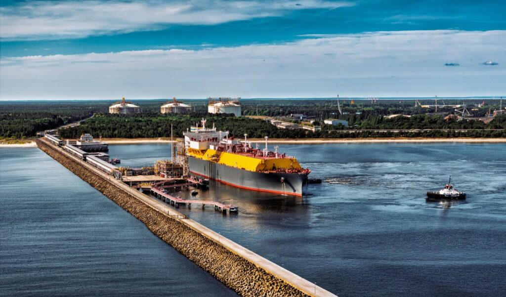 LNG carrier at Poland’s Świnoujście LNG import terminal